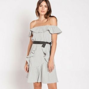 One of a kind - Off the Shoulder Dress
